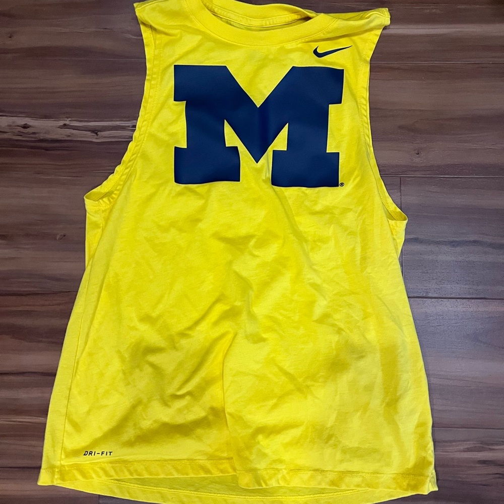 Michigan muscle tank (maize)